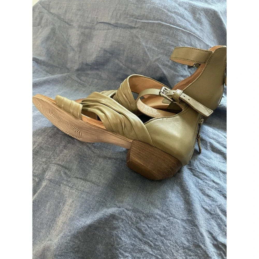 Miz Mooz - Leather Heeled Sandals - Cassie - Sage Green - 7.5-8 NWOB